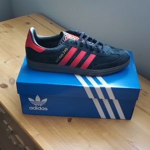 Brand new Adidas Originals AS240 Suede Leather,Men 9